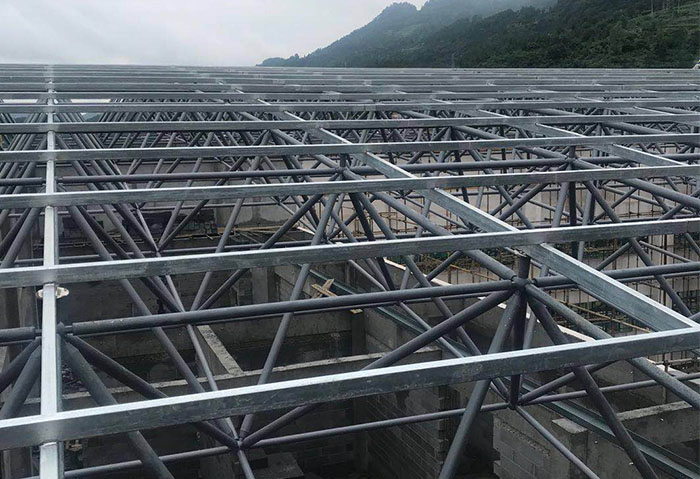 景洪仁怀冠英学校艺体楼网架